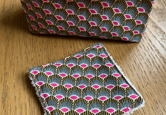 7 lingettes nettoyantes avec panier 