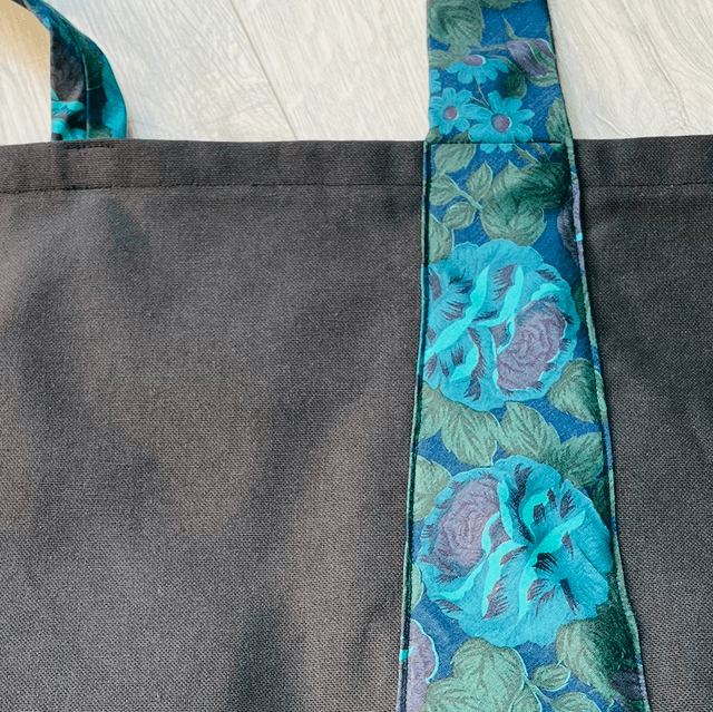 Tote bag cravate 