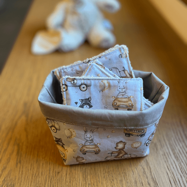 10 Lingettes nettoyantes enfants avec panier 