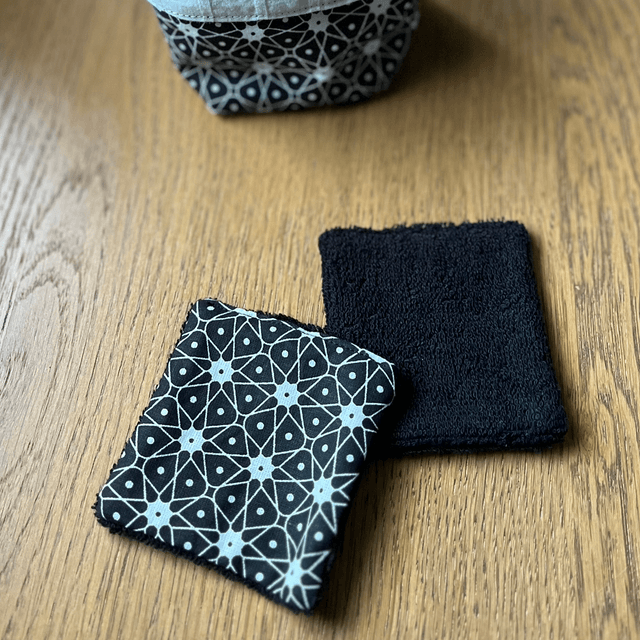 7 lingettes nettoyantes avec panier 